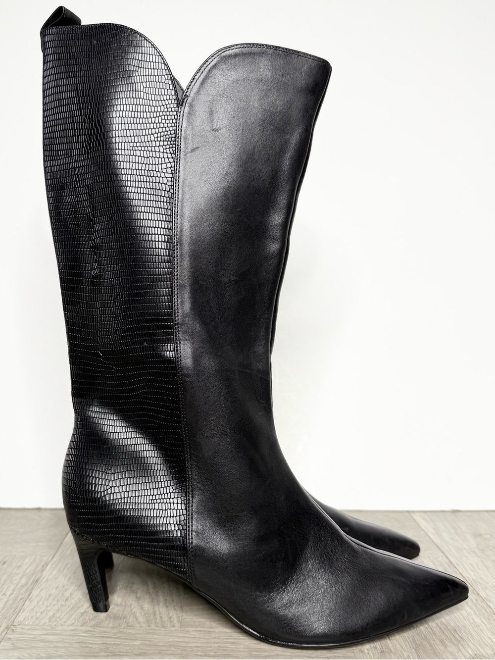 Ted Baker London Pointy Toe Leather Boot 38
